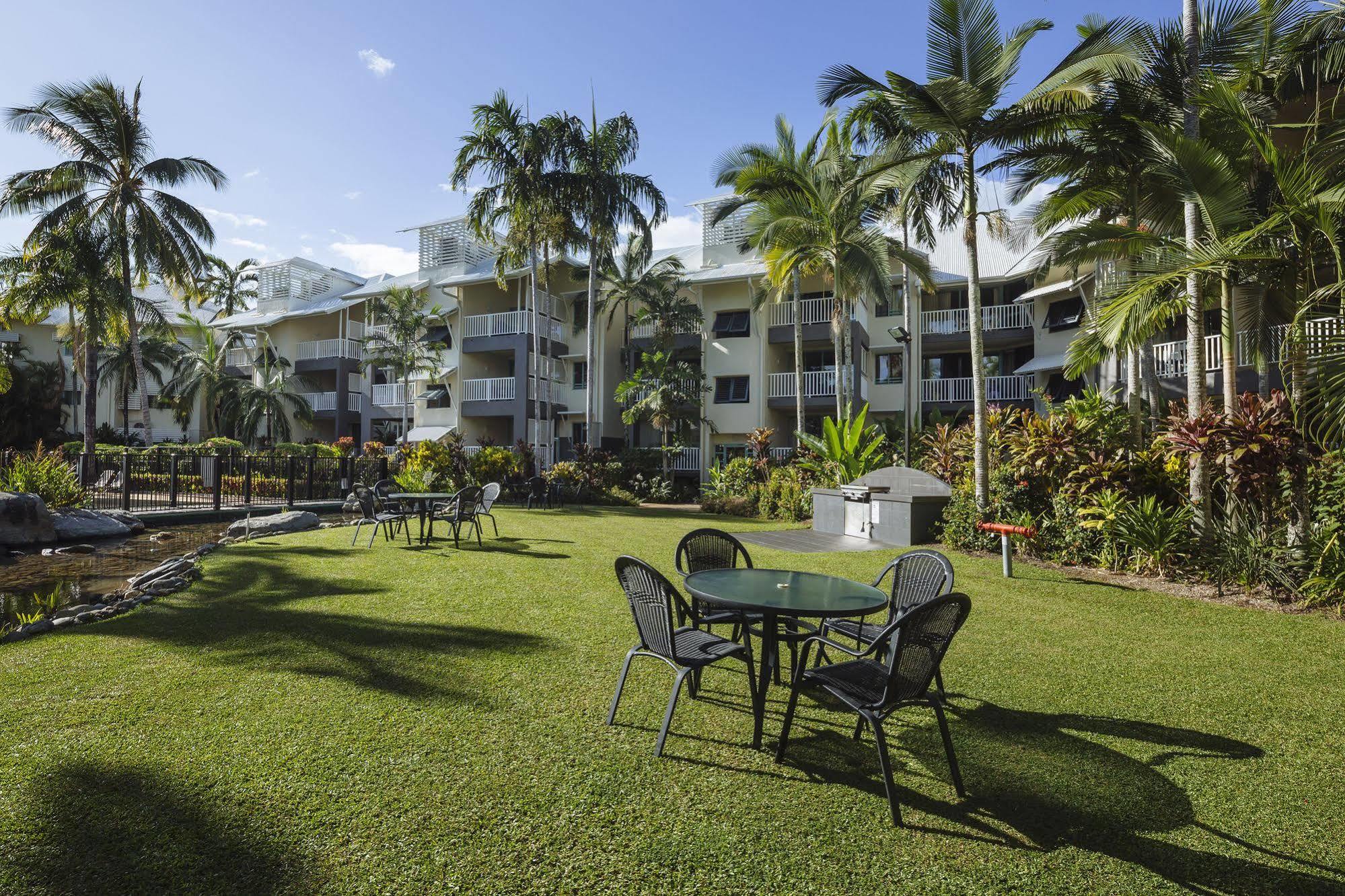 Coral Sands Beachfront Resort Trinity Beach Eksteriør billede